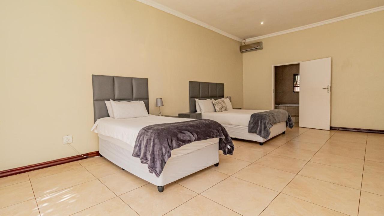 See You There Accommodation 1 Centurion Exteriör bild