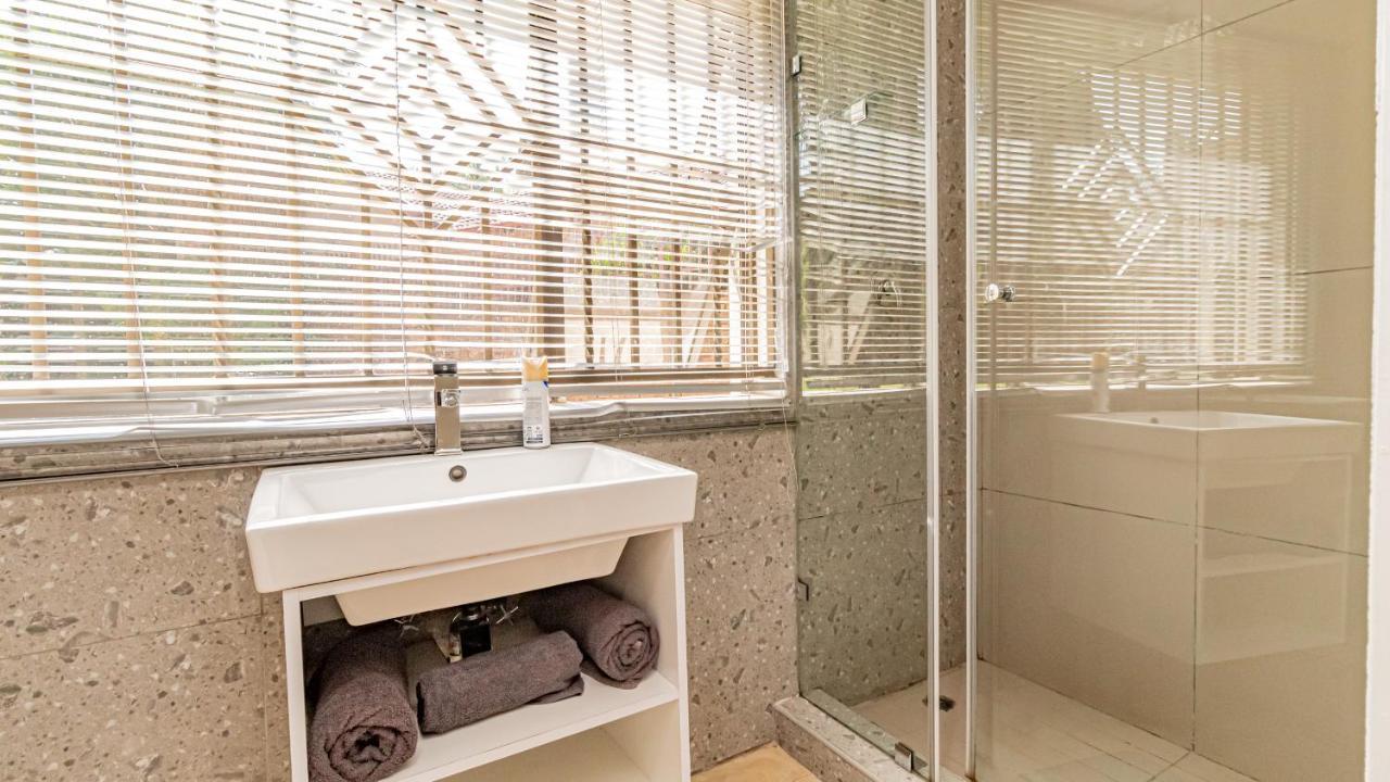 See You There Accommodation 1 Centurion Exteriör bild
